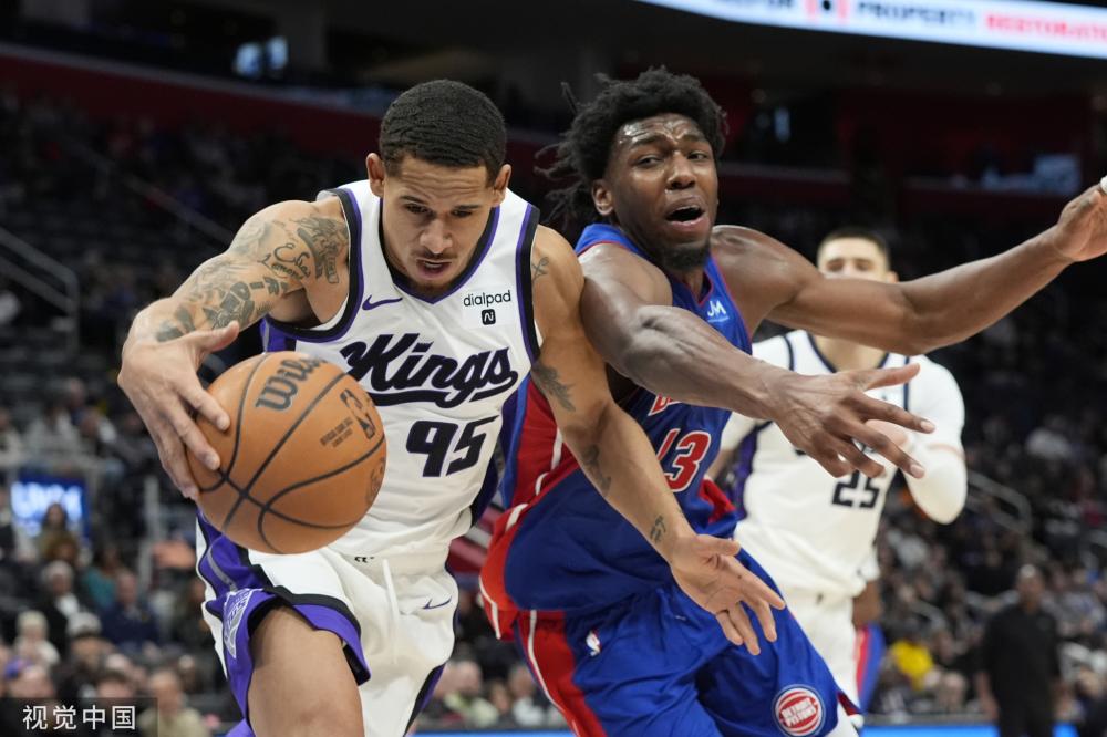 巨星的高度 巨星的高度