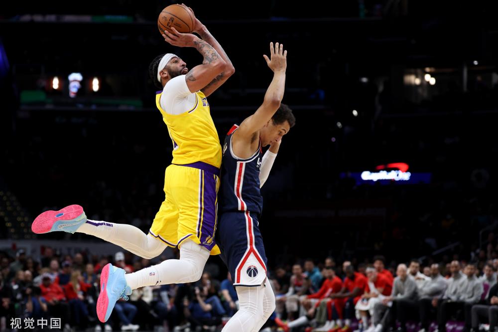 那震耳欲聋 那震耳欲聋