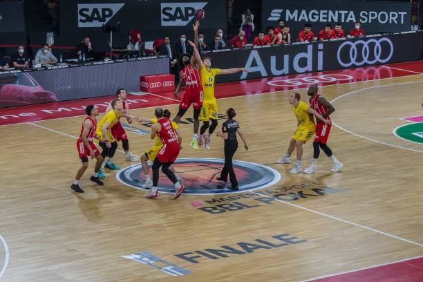 大规模年轻 大规模年轻